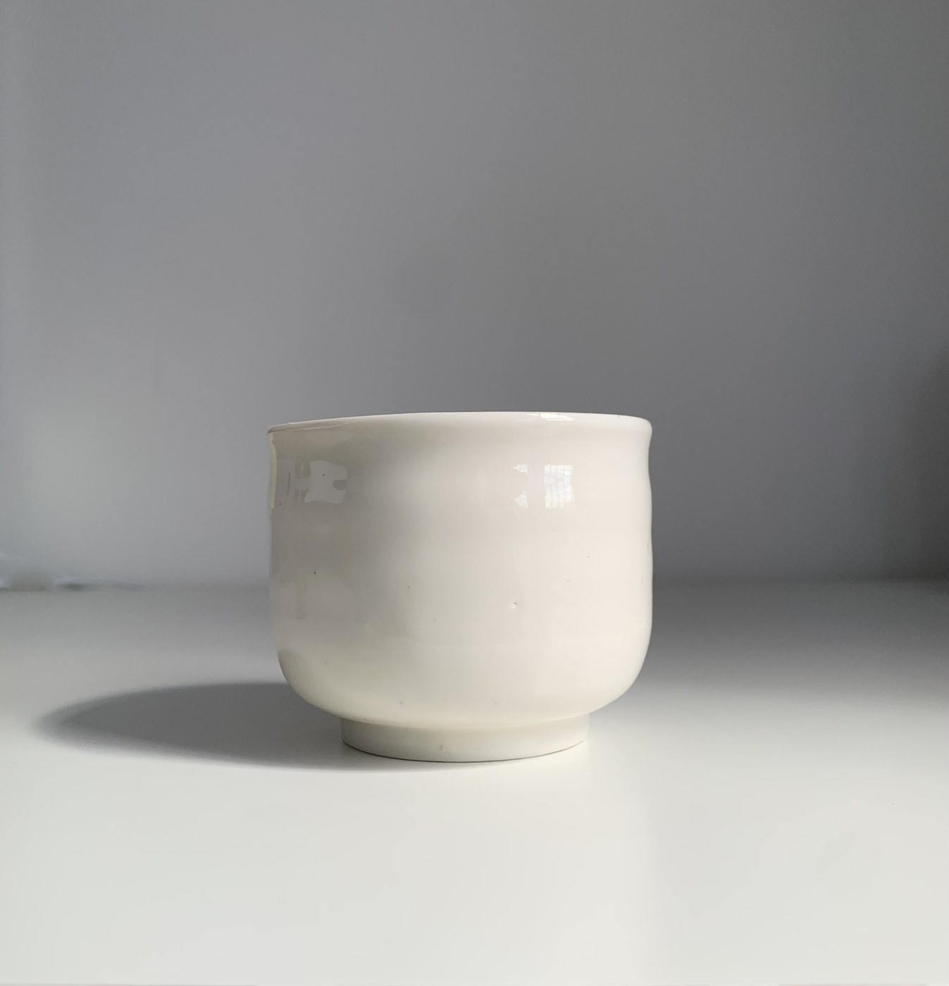 Handmade wheel-thrown stoneware ceramic by Studio Ceramix, London