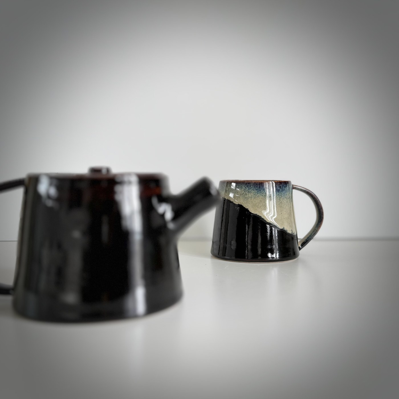 Handmade wheel-thrown stoneware ceramic by Studio Ceramix, London