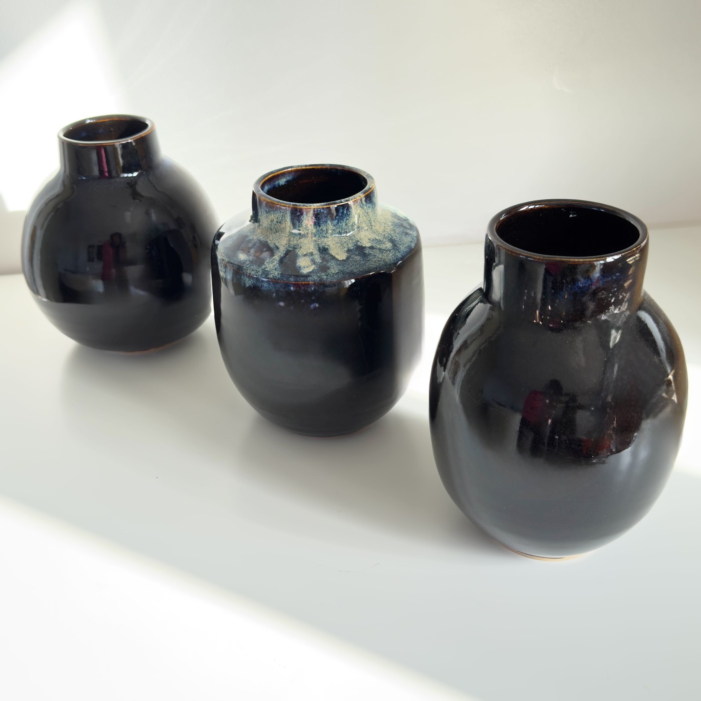 Handmade wheel-thrown stoneware ceramic by Studio Ceramix, London