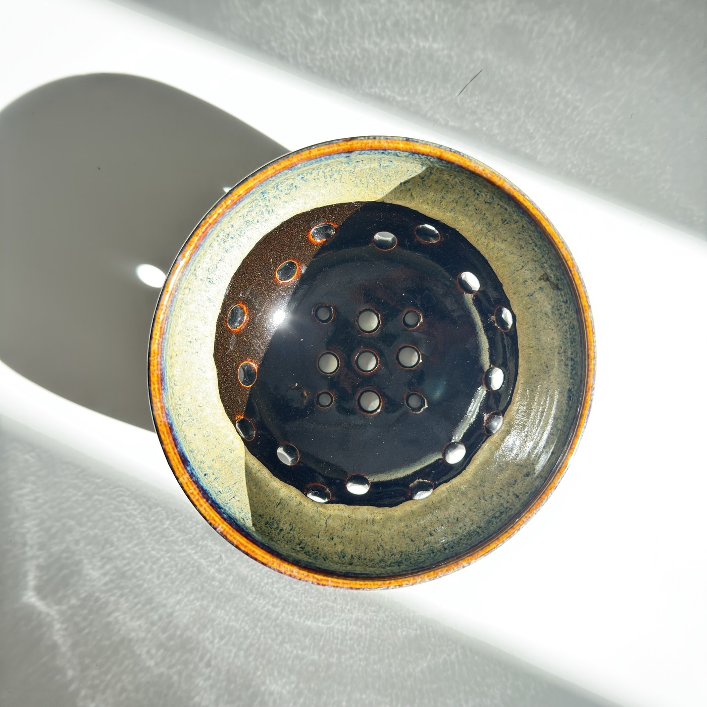 Handmade wheel-thrown stoneware ceramic by Studio Ceramix, London