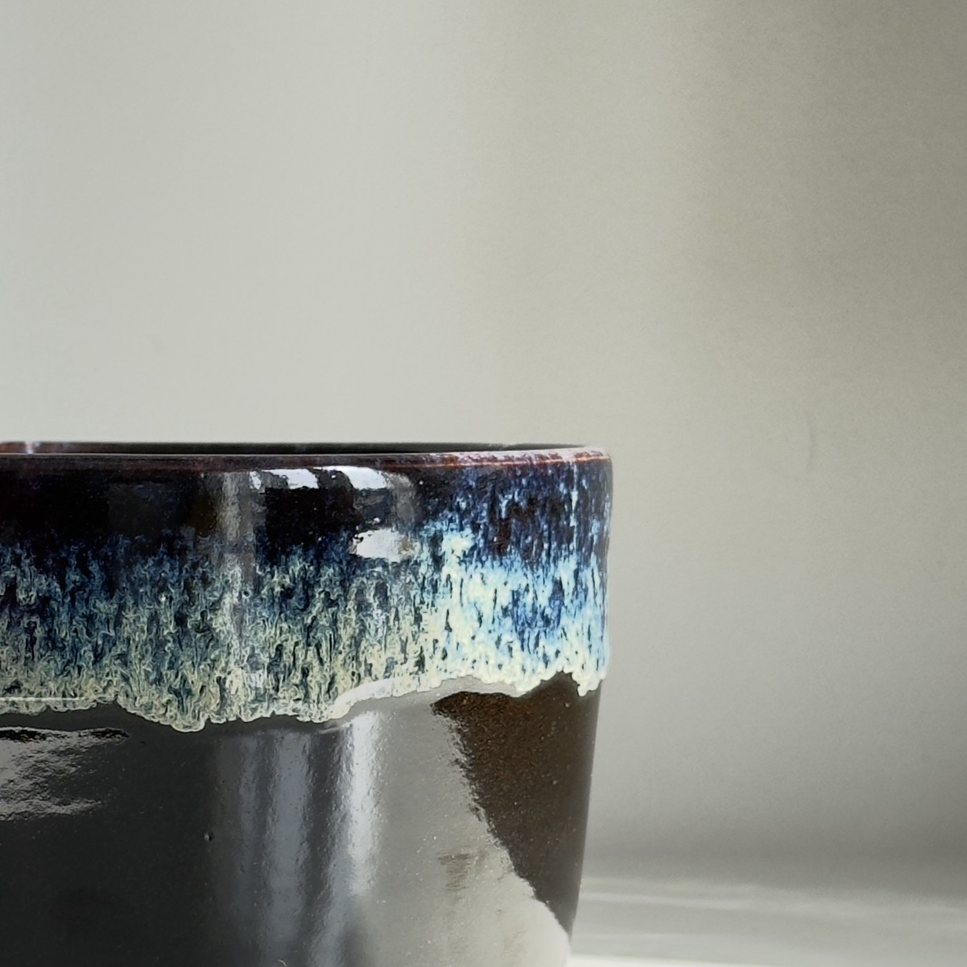 Handmade wheel-thrown stoneware ceramic by Studio Ceramix, London