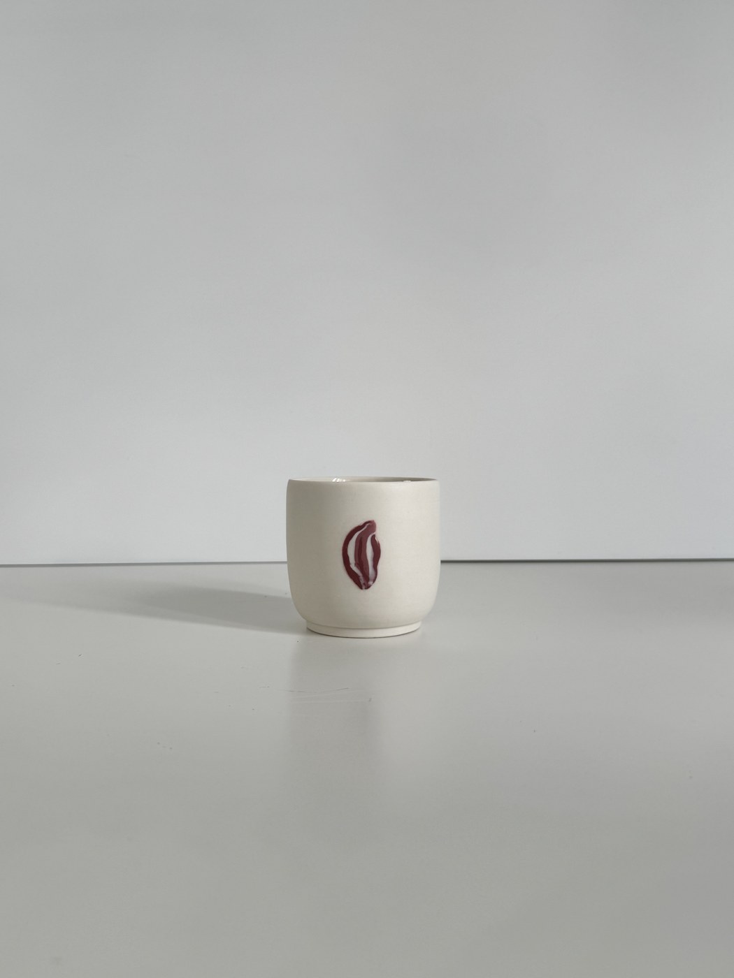 Handmade wheel-thrown stoneware ceramic by Studio Ceramix, London