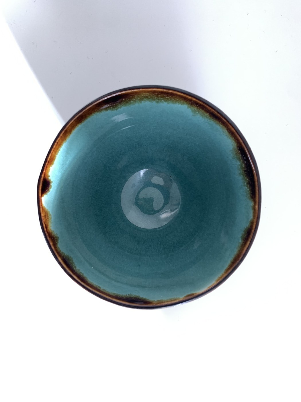 Handmade wheel-thrown stoneware ceramic by Studio Ceramix, London