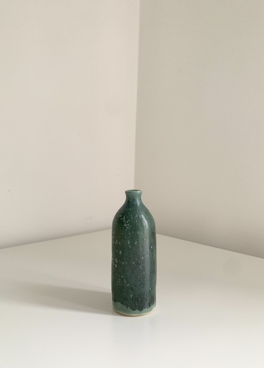 Handmade wheel-thrown stoneware ceramic by Studio Ceramix, London