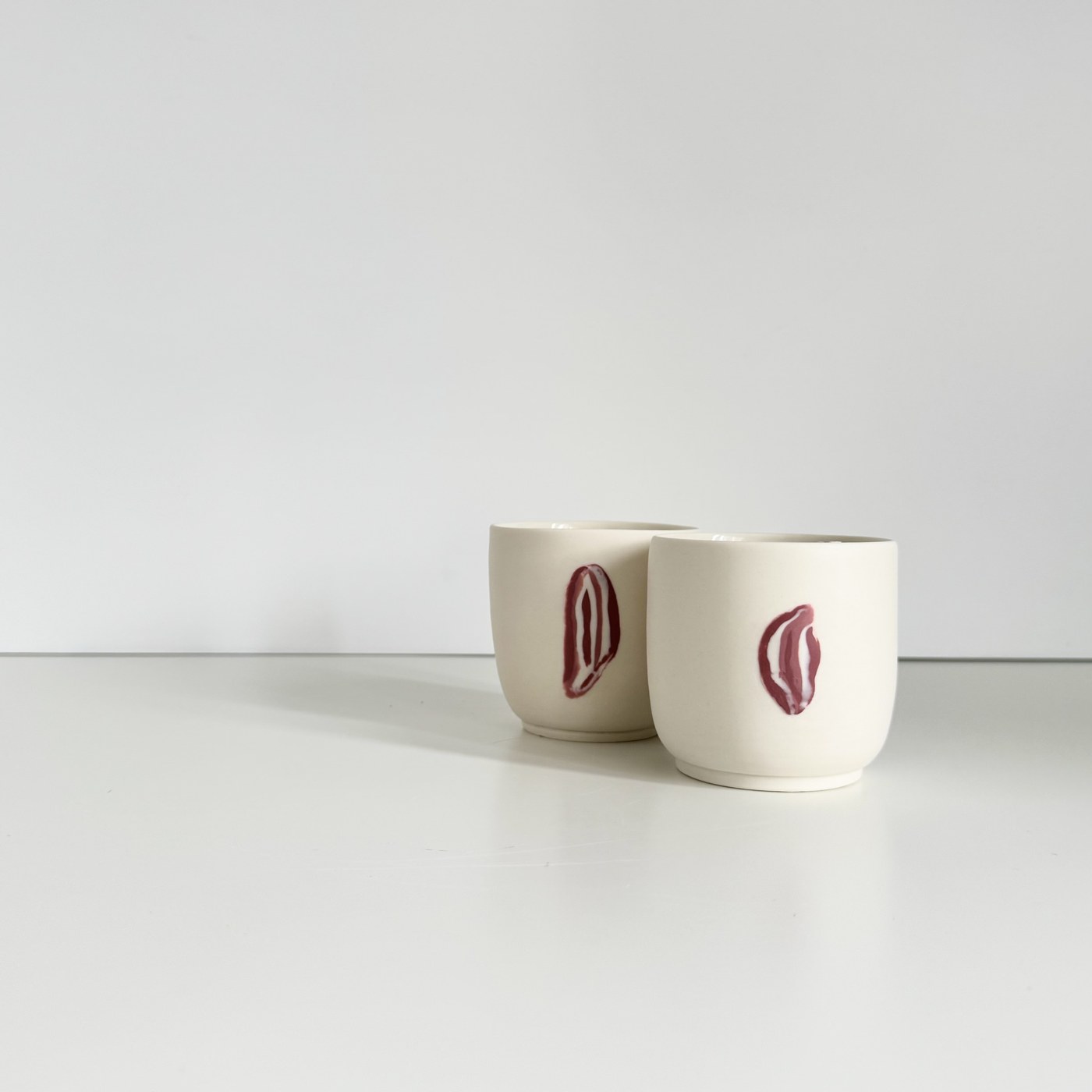 Handmade wheel-thrown stoneware ceramic by Studio Ceramix, London